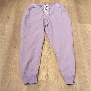 Figs (M) Lavender Jogger Scrubs - Women’s